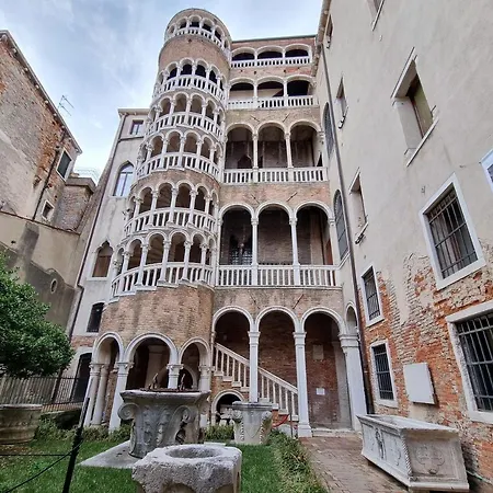 Spiral-canal-view Appartement Venise