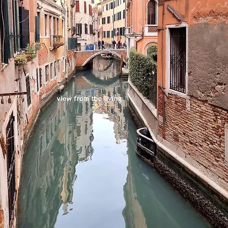 Spiral-canal-view Apartment Venice