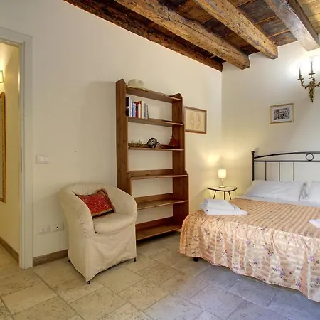 Spiral-canal-view Apartment